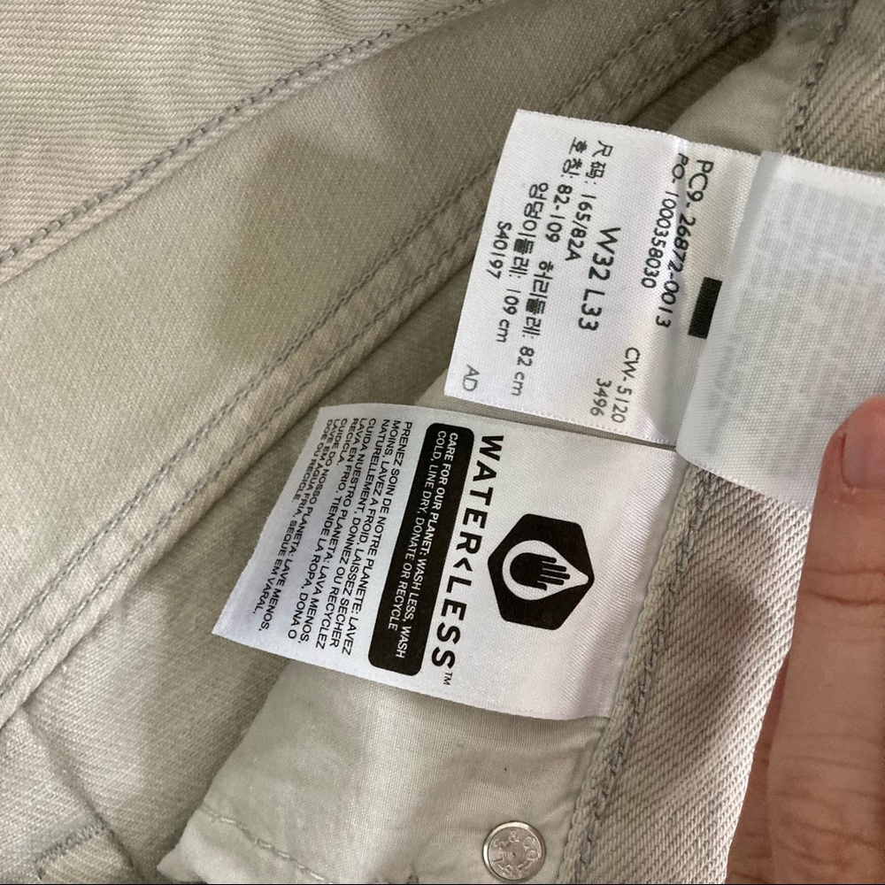 LEVI'S High Rise Loose in Mushroom Grey - Picture 14 of 16